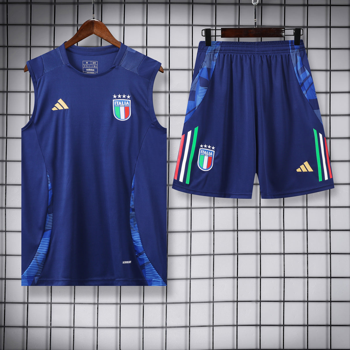 TANK TOP + SHORTS ITALIA