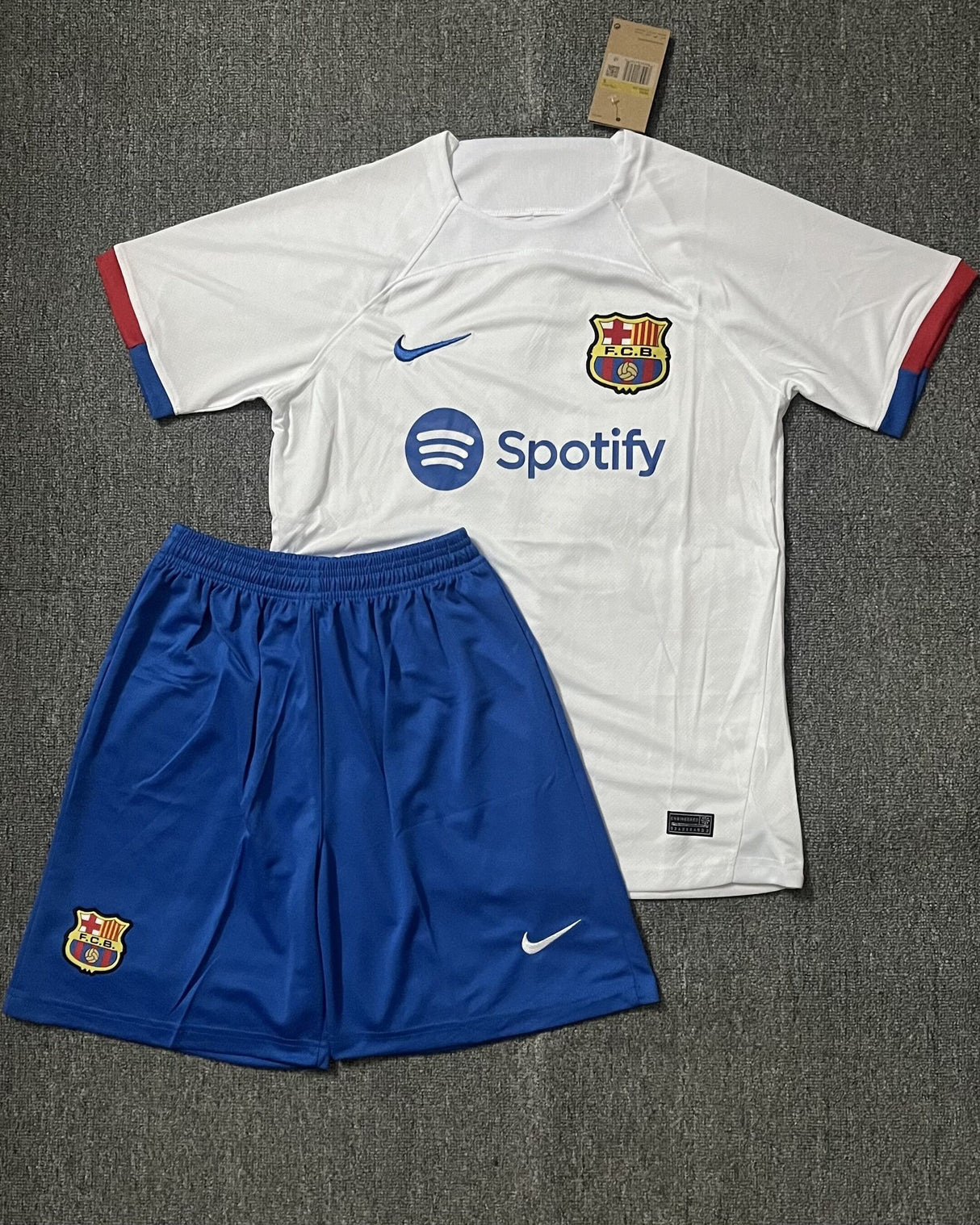 BARCELONA Kit für Erwachsene