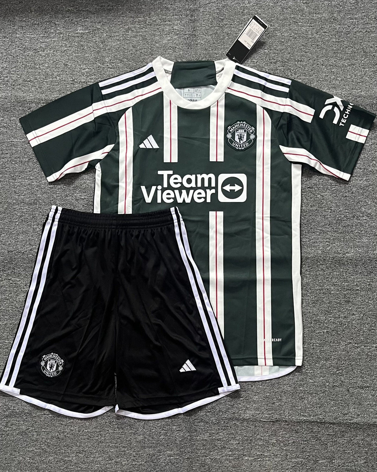 MANCHESTER UNITED Erwachsenen-Kit