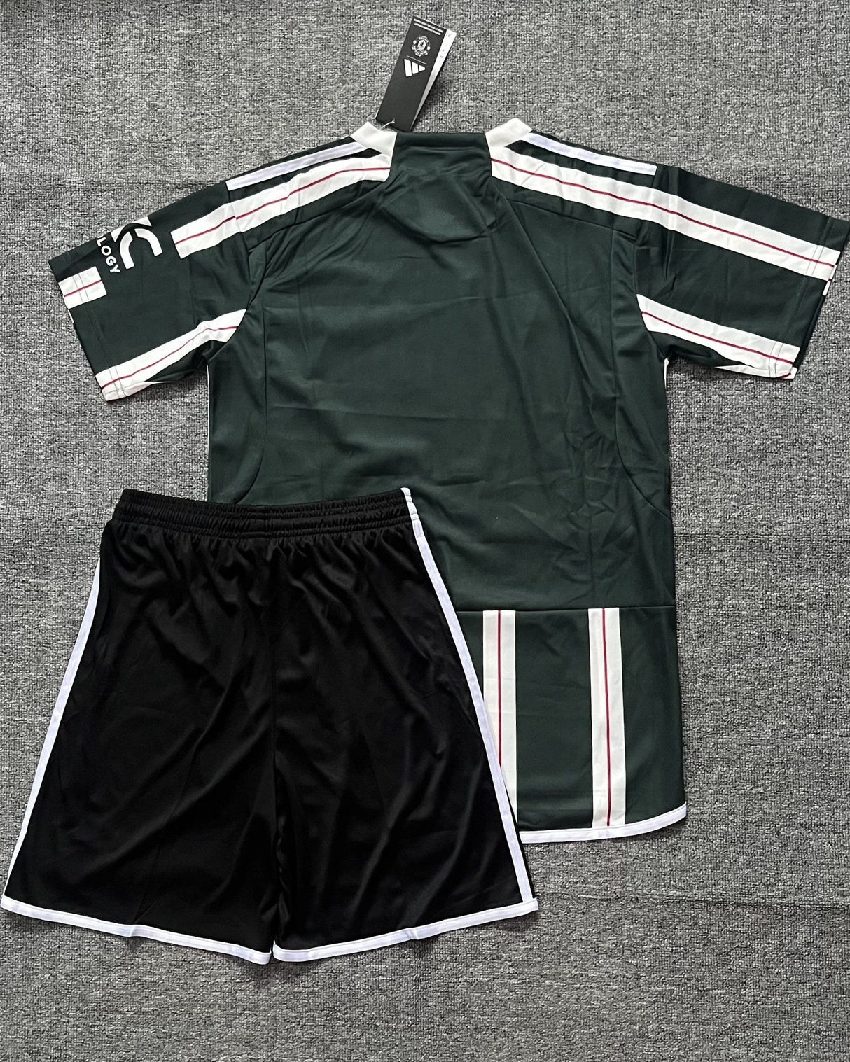 MANCHESTER UNITED Erwachsenen-Kit