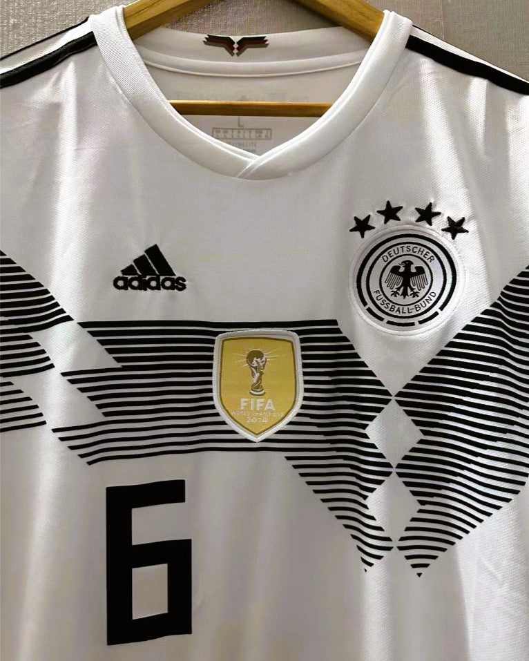 Joshua Kimmich (2018-19) 