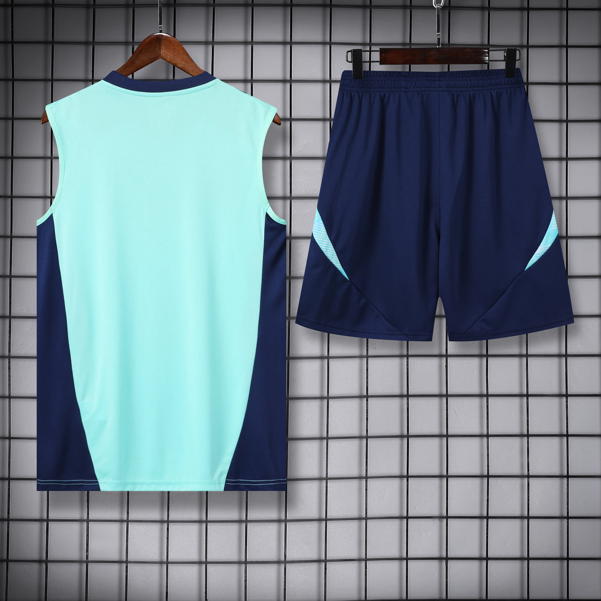 DÉBARDEUR + SHORT ARSENAL