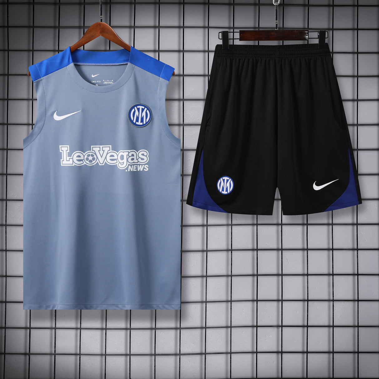 DÉBARDEUR + SHORT INTER