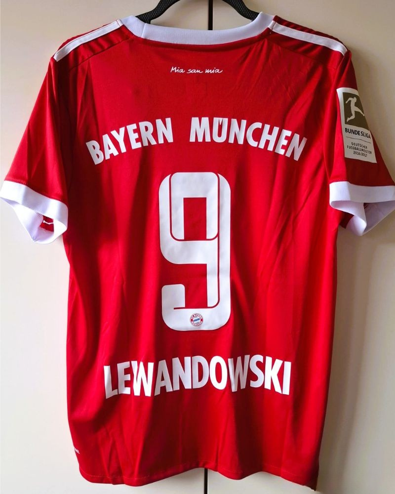 LEWANDOWSKI ROBERT 2017-18 (Bay M) 