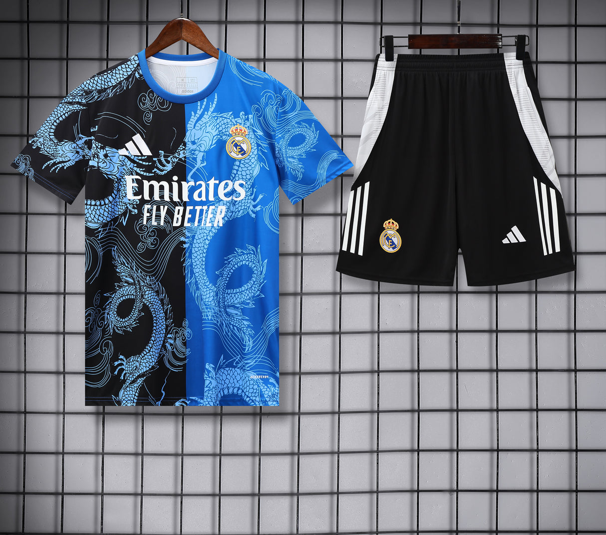 MAILLOT + SHORT REAL MADRID