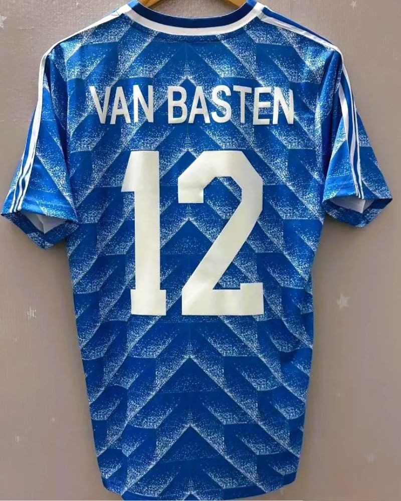 VAN BASTEN MARCO 1988-89 (Ola) 