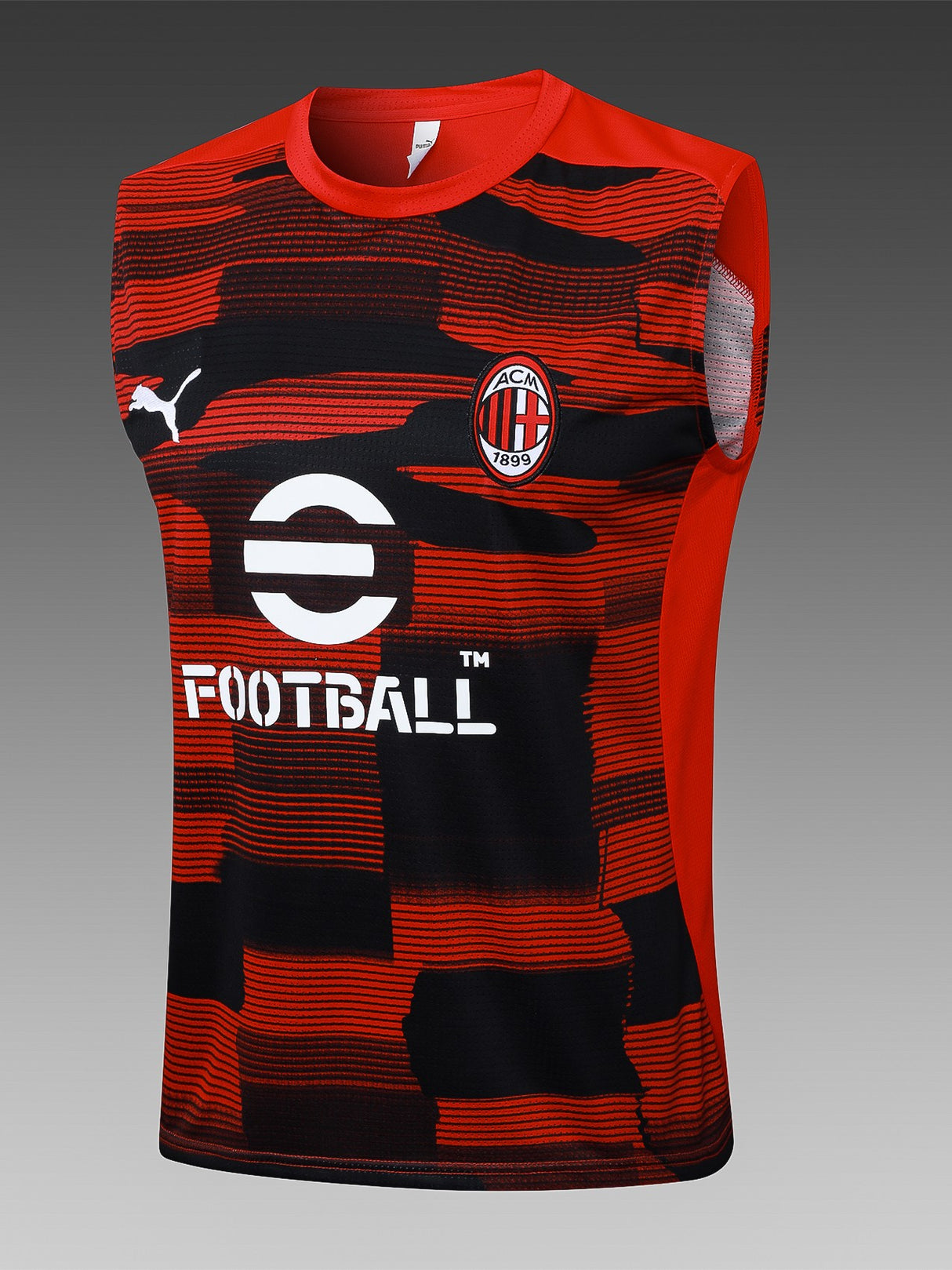 DÉBARDEUR et SHORT MILAN