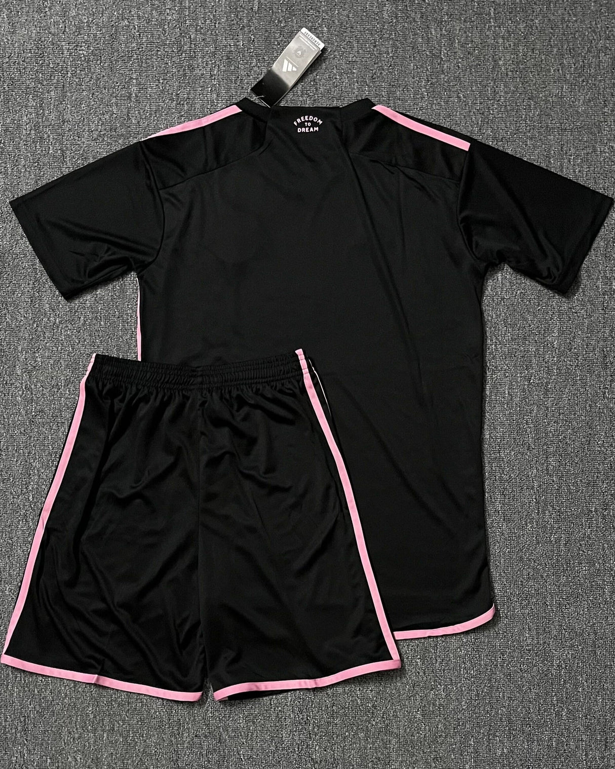 Kit adulte INTER MIAMI