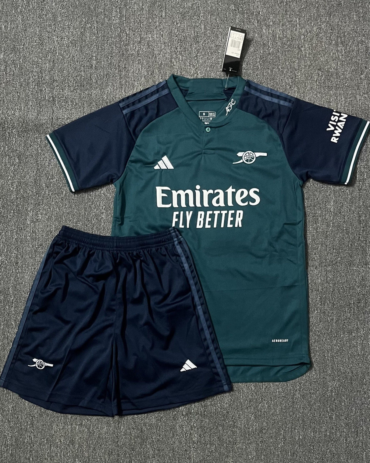 Kit ARSENAL pour adulte
