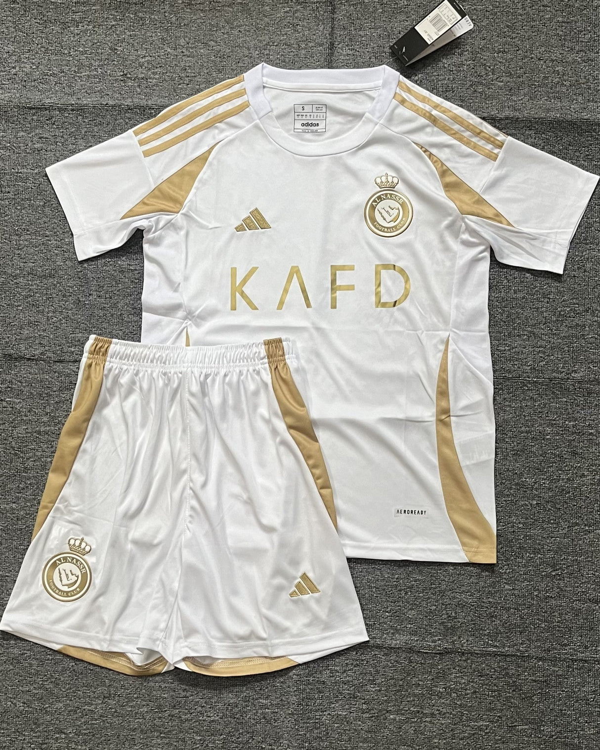 Kit adulte AL NASSR