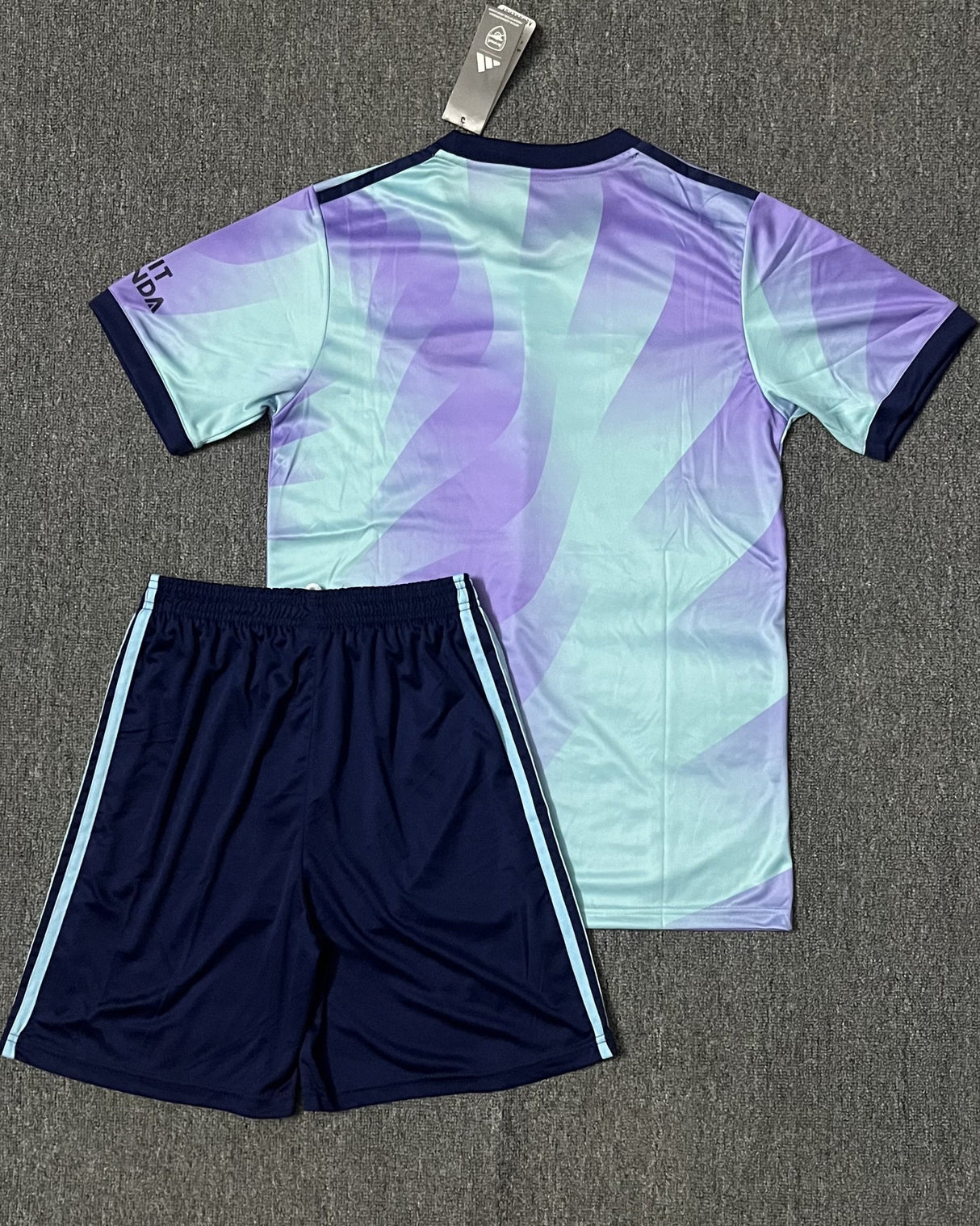Kit ARSENAL pour adulte