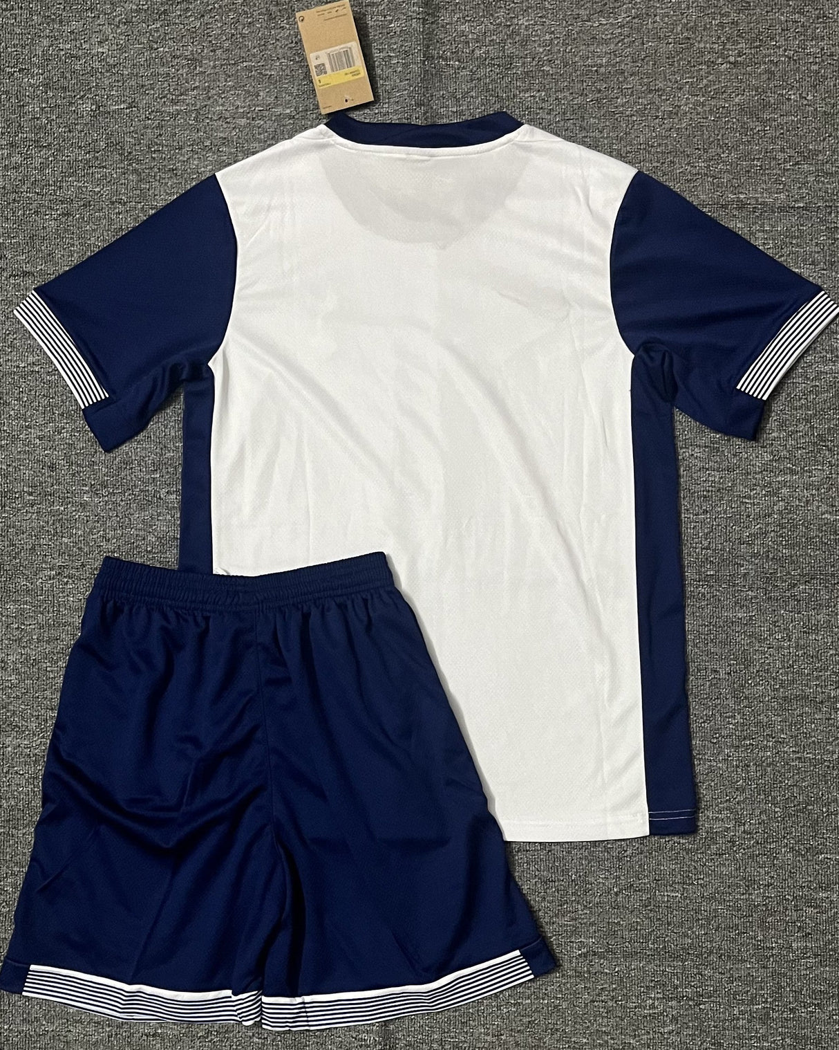 Kit adulte TOTTENHAM
