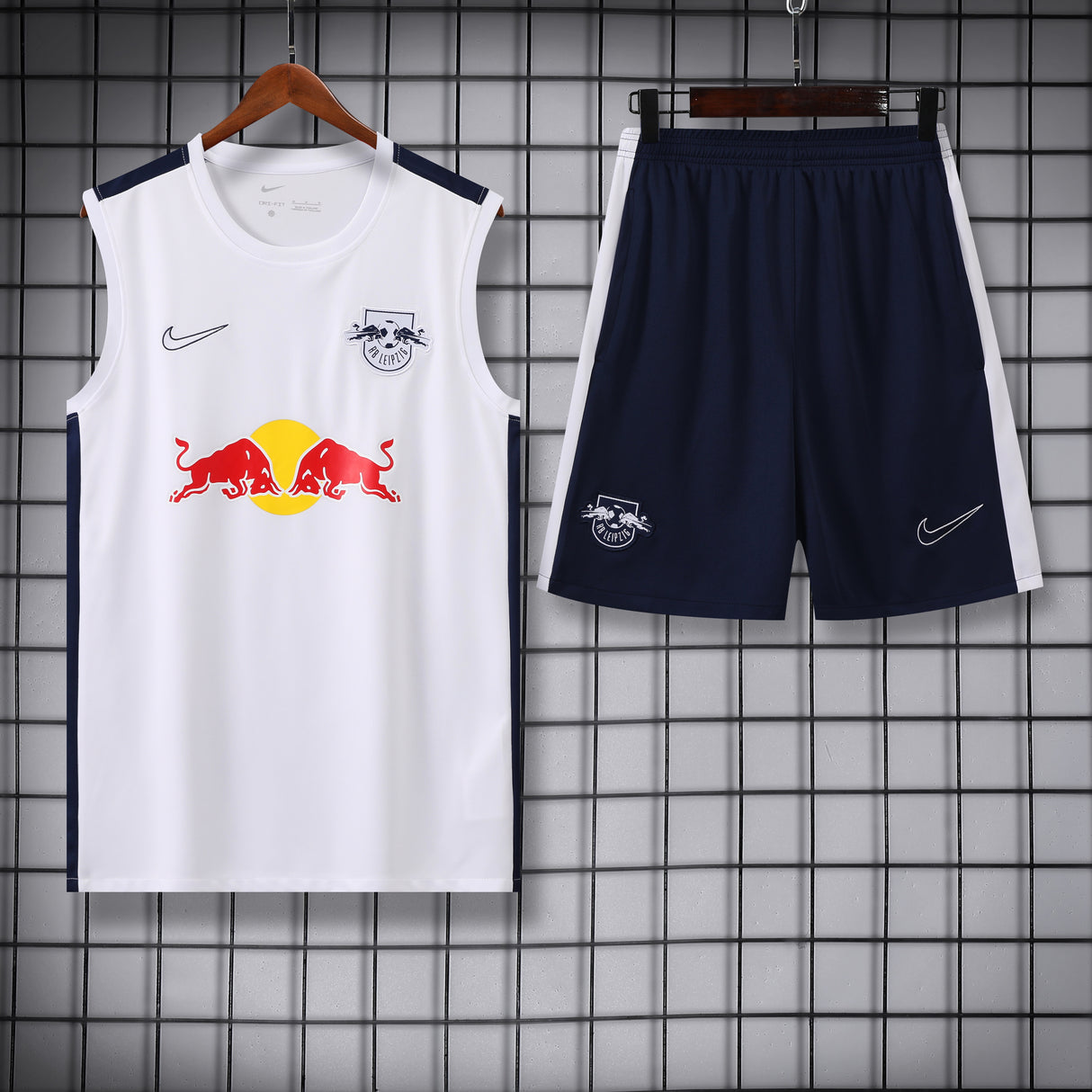DÉBARDEUR + SHORT LEIPZG