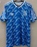 VAN BASTEN MARCO 1988-89 (Ola) 