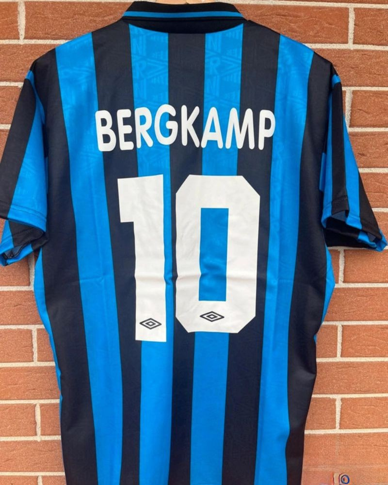 BERGKAMP DENNIS 1993-94 (Int) 