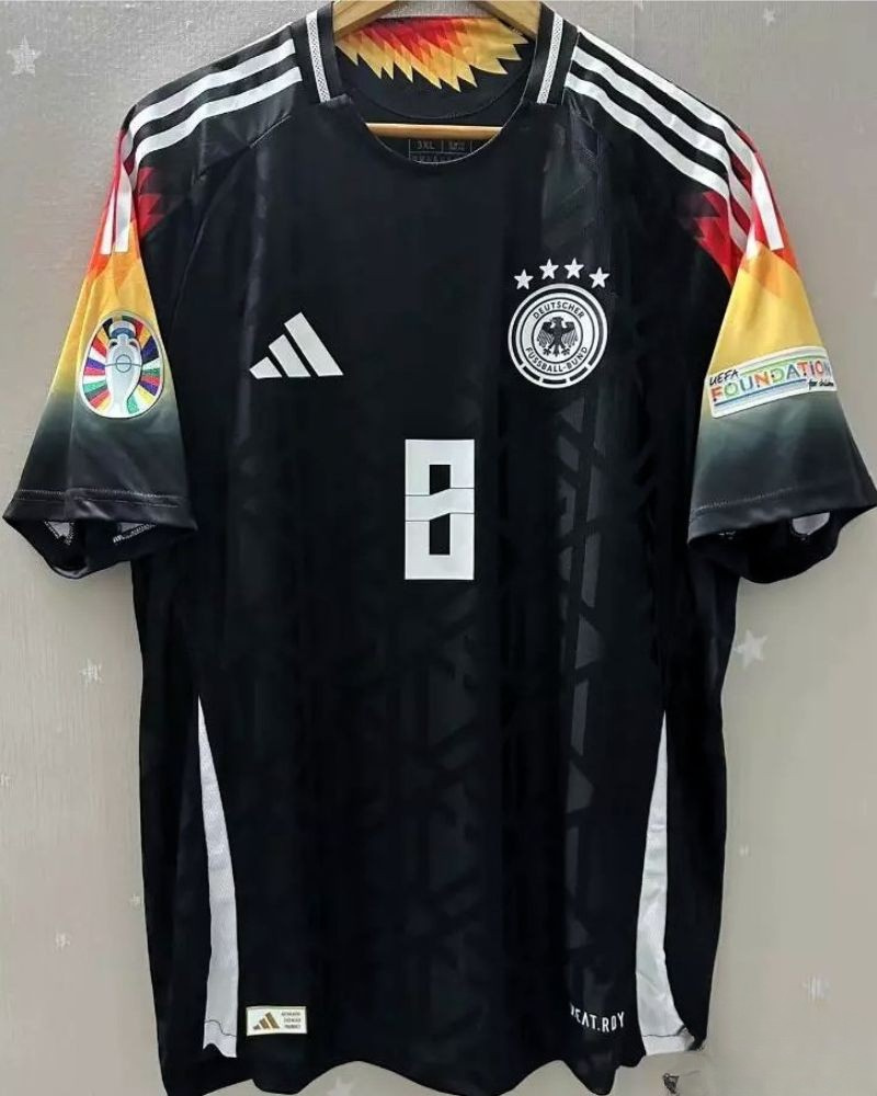 KROOS TONI 2024-25 (All) 