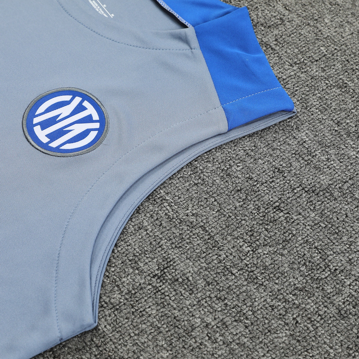 DÉBARDEUR + SHORT INTER