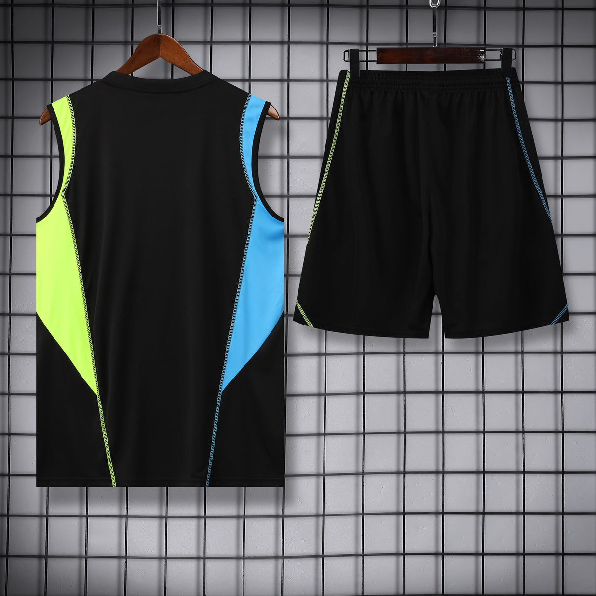 DÉBARDEUR + SHORT ARSENAL