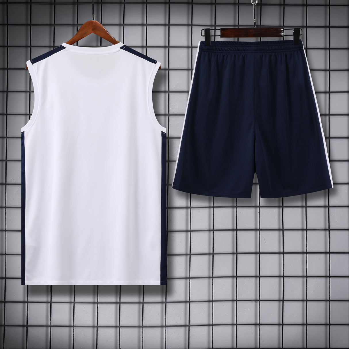 DÉBARDEUR + SHORT LEIPZG