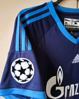 RAÚL GONZALEZ BLANCO 2010-11 (Sch) 