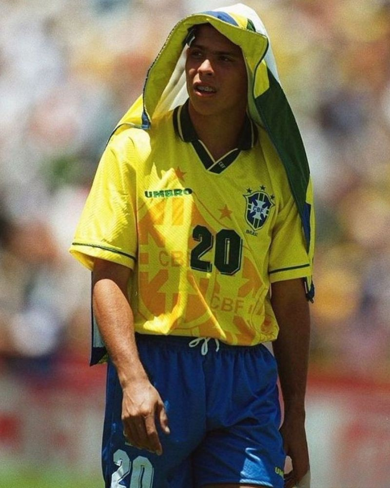 RONALDO 1994-95 (Bon) 