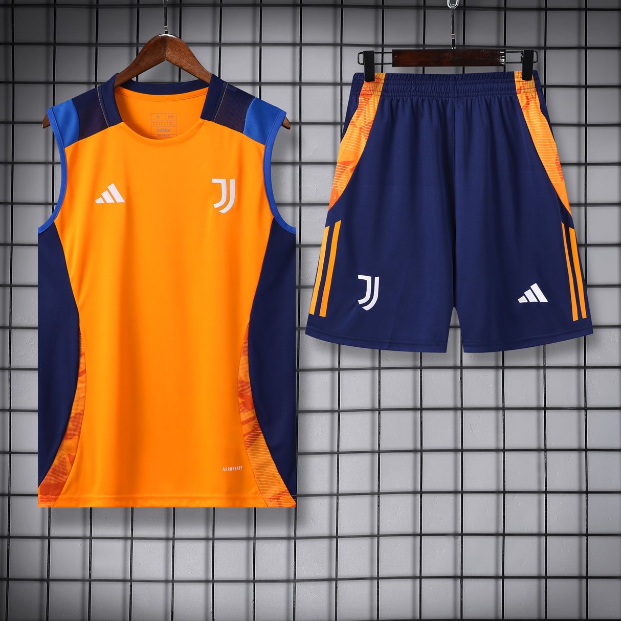 DÉBARDEUR + SHORT JUVENTUS