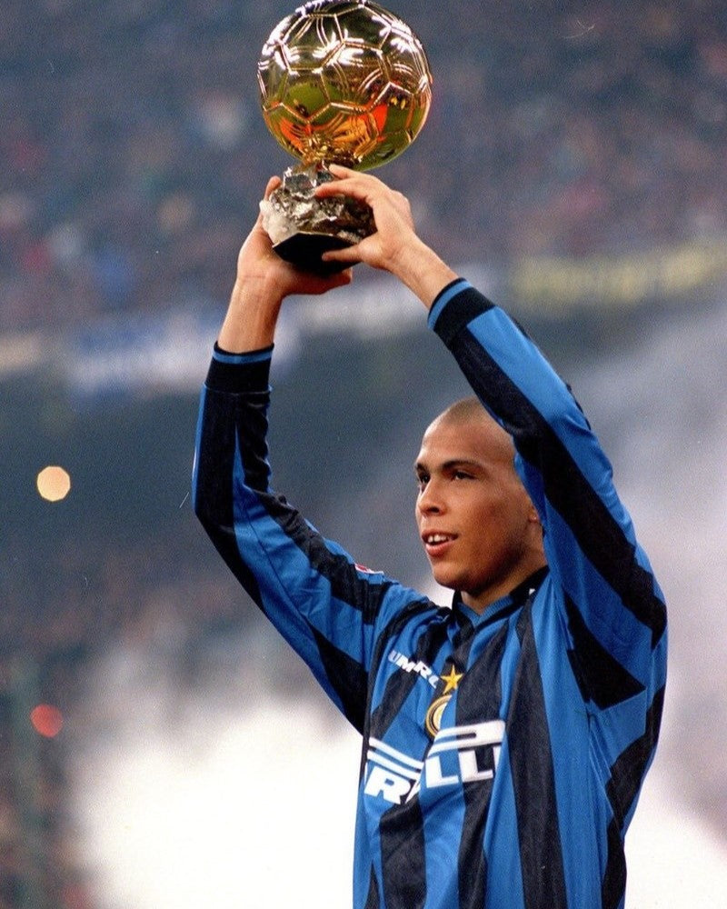 RONALDO 1997-98 (Int) 