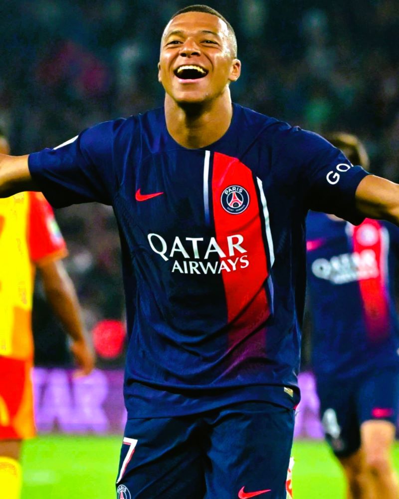KYLIAN DE MBAPPE 2023-24 (Psg) 