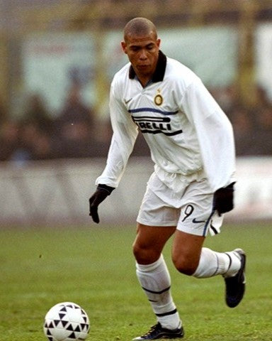 RONALDO 1998-99 (Int) 