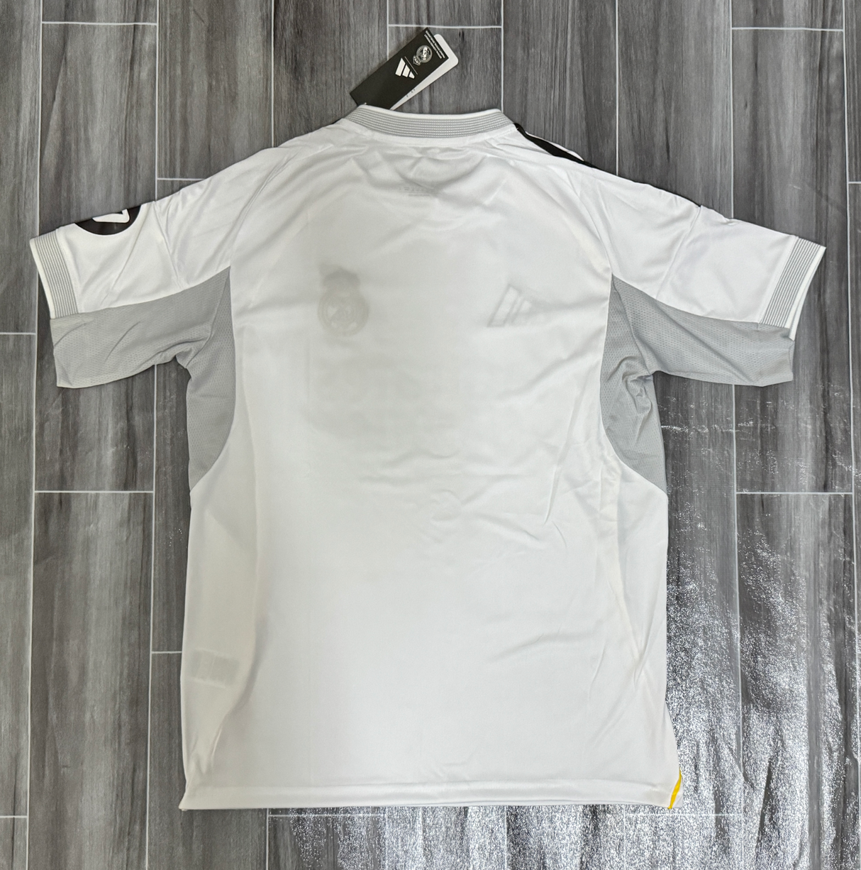 MAILLOT REAL MADRID 2025-26