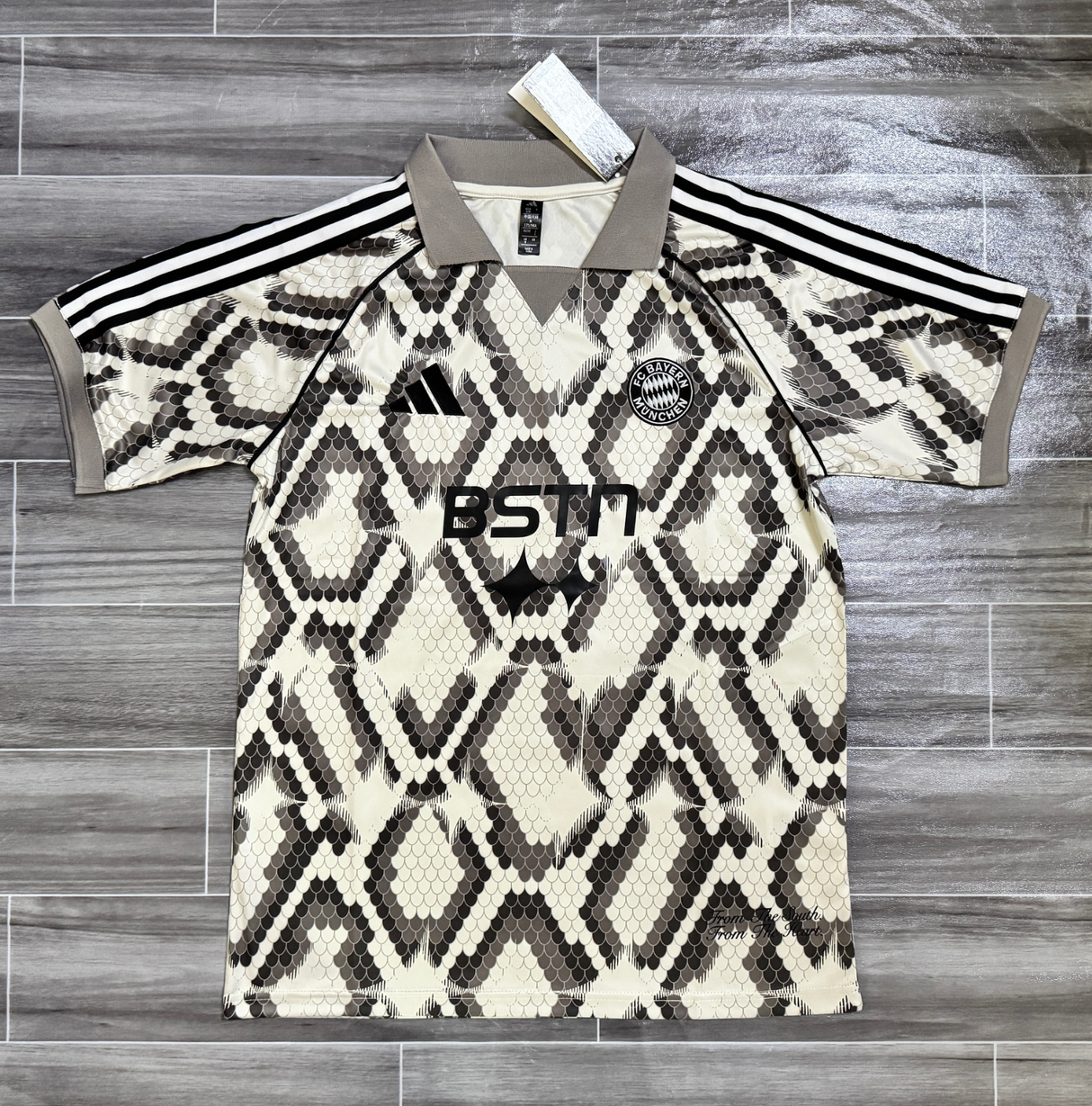 BAYERN MUNCHEN SHIRT 2025-26