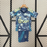 Kit enfant AJAX