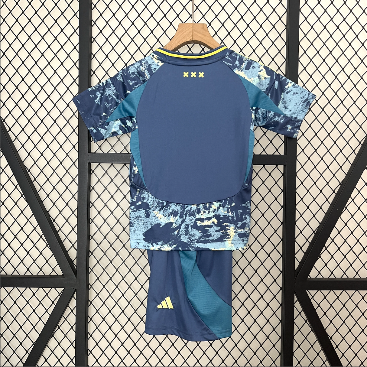 Kit enfant AJAX