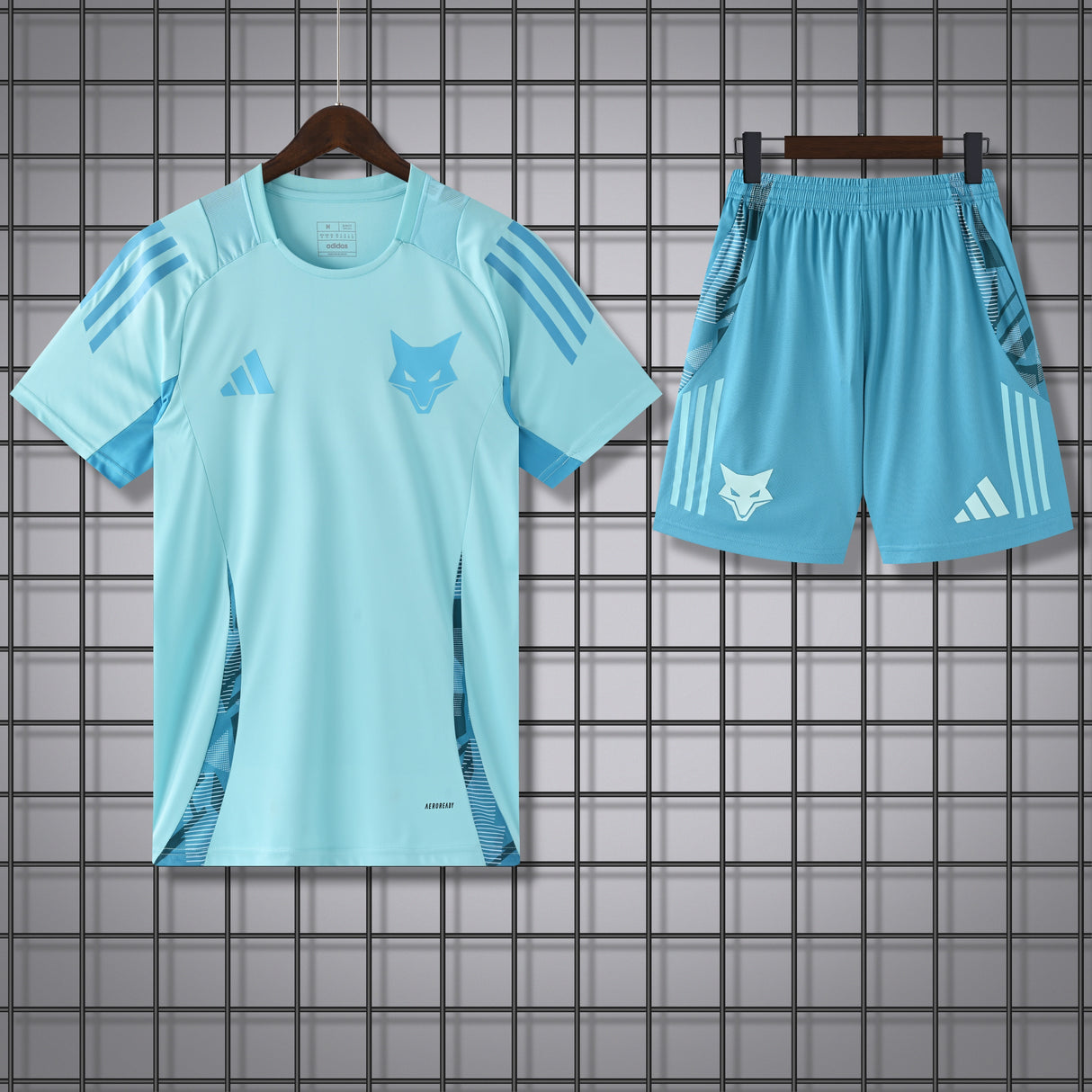 MAILLOT + SHORT REAL MADRID