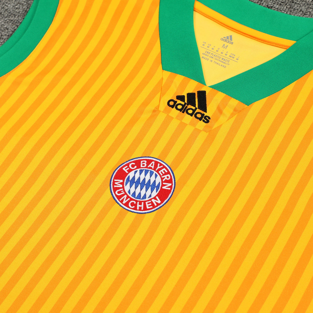 DÉBARDEUR + SHORT BAYERN MONACO
