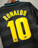 RONALDO 1997-98 (Int) 